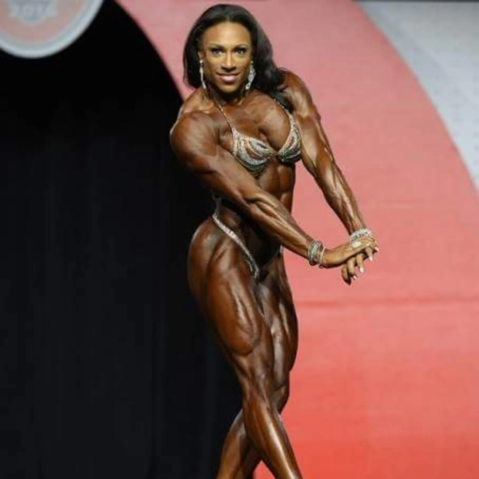 Getting Unrestricted With Pro Female Bodybuilder & Registered Dietitian/Nutritionist Asha Hadley
